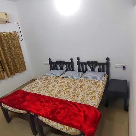 Chandraprabha Nyahari Niwas Malvan Exterior photo